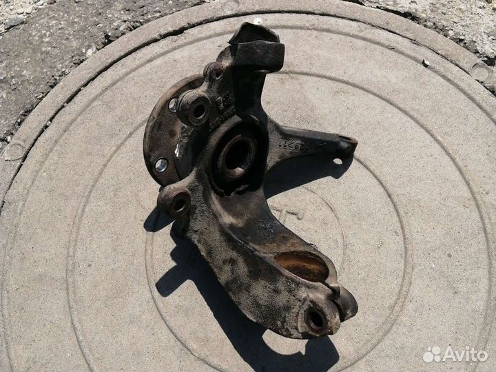 Поворотный кулак ford focus 2