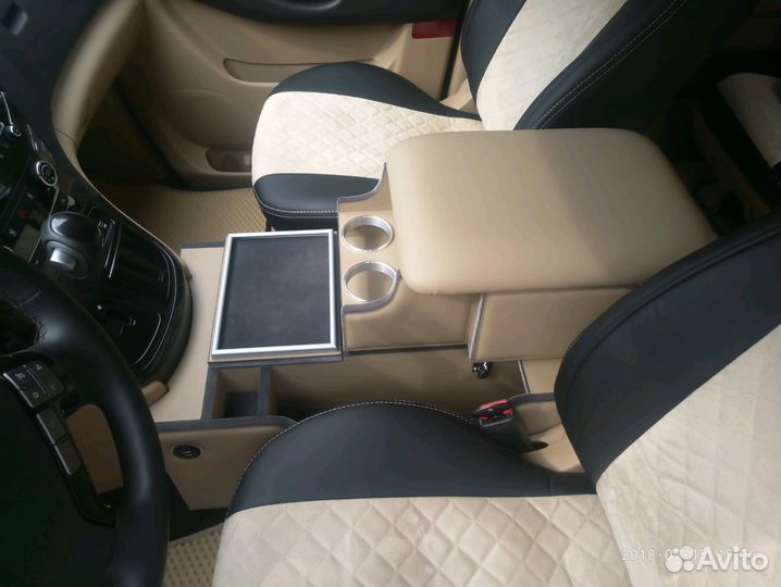Столик в Хюндай h 1