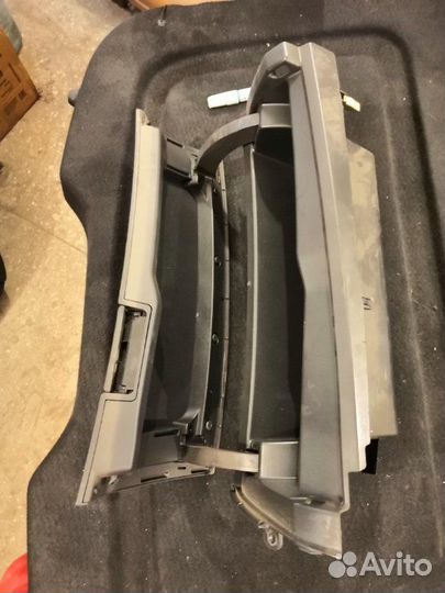 Бардачок Toyota Corolla E150 1.6 1ZR-FE 2008