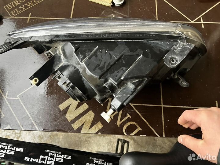 Фара передняя левая