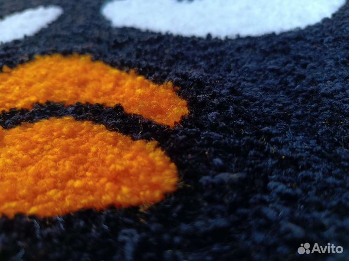 Тафтинговый ковер ручной работы