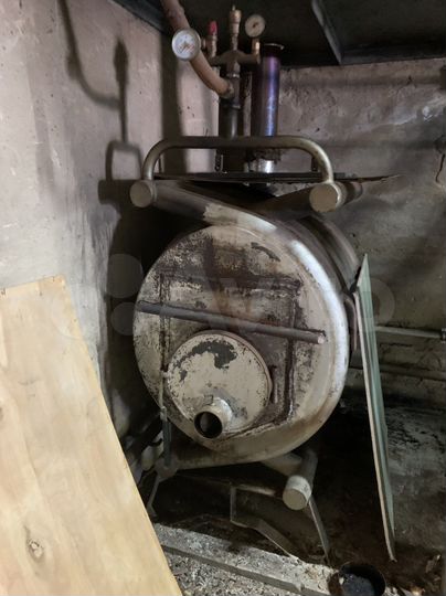 Гараж, > 30 м²