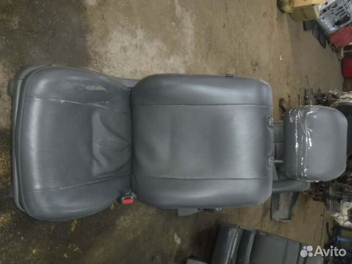 Сиденье переднее правое Toyota Lc Prado 120 1GR