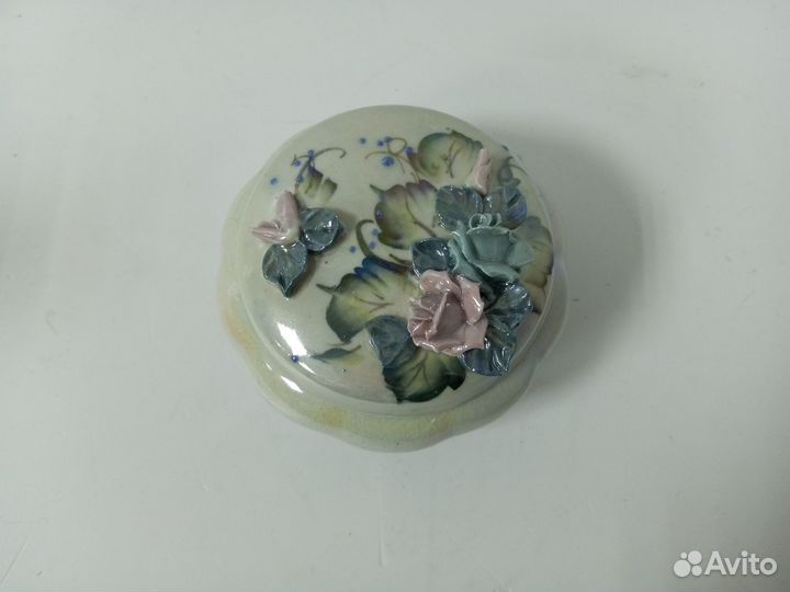 Шкатулка перламутровая ручная лепка