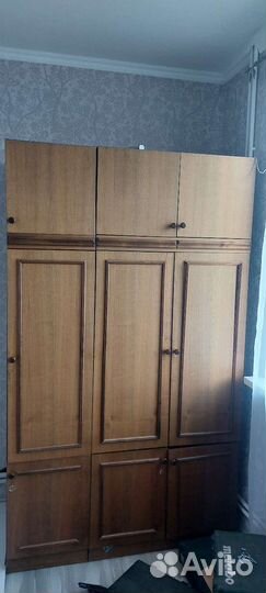 Шкаф