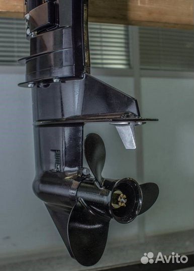 Лодочный мотор Nissan Marine (Ниссан Марин) 9.8