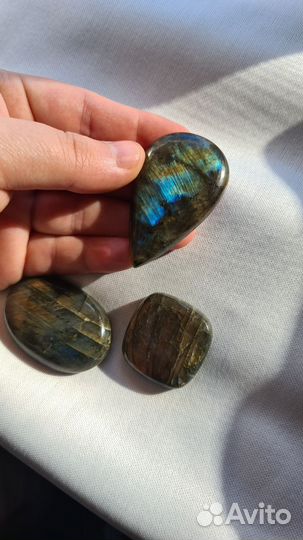 Кабошоны лабрадорит
