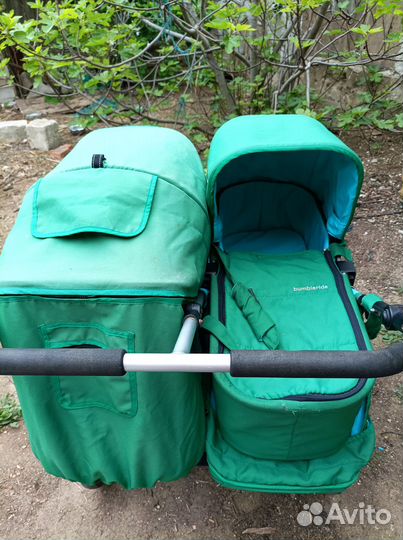 Коляска для двойни bumbleride