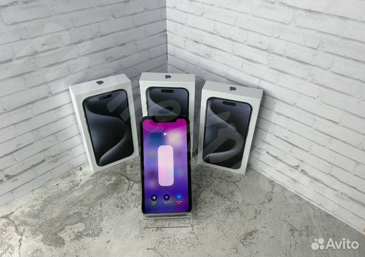 iPhone Xr в корпусе 15 Pro 128g