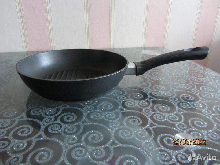 Посуда с антипригарным покрытием