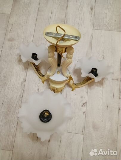 Люстра потолочная