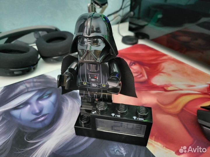 Часы будильник lego star wars Darth Vader