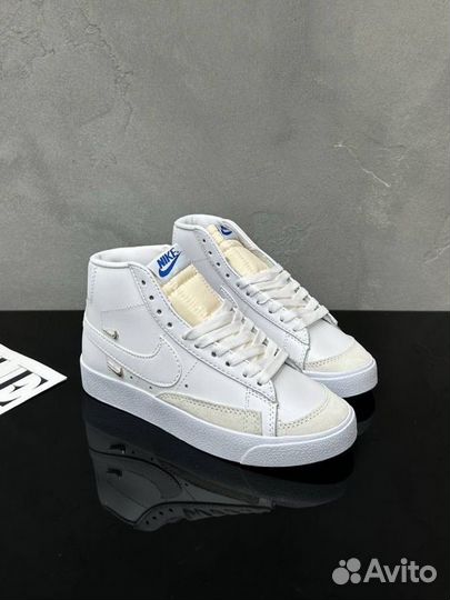 Nike Blazer Mid 77 LX White