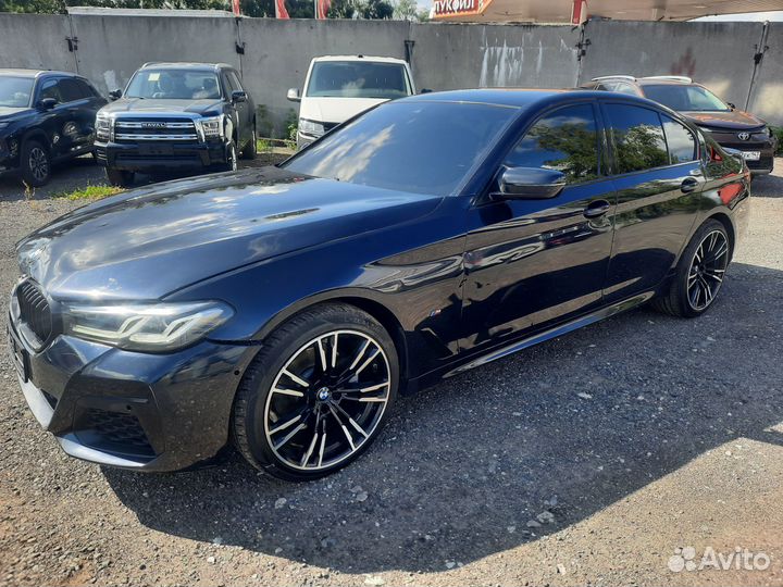 BMW 5 серия 2.0 AT, 2020, битый, 120 000 км