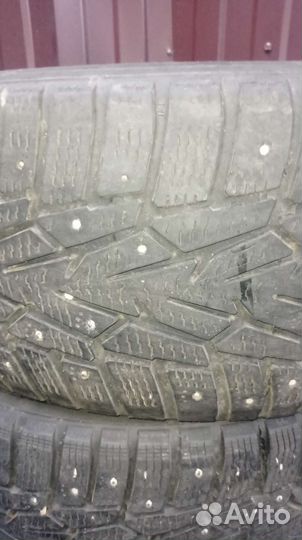 Nokian Tyres Hakkapeliitta 7 215/55 R17