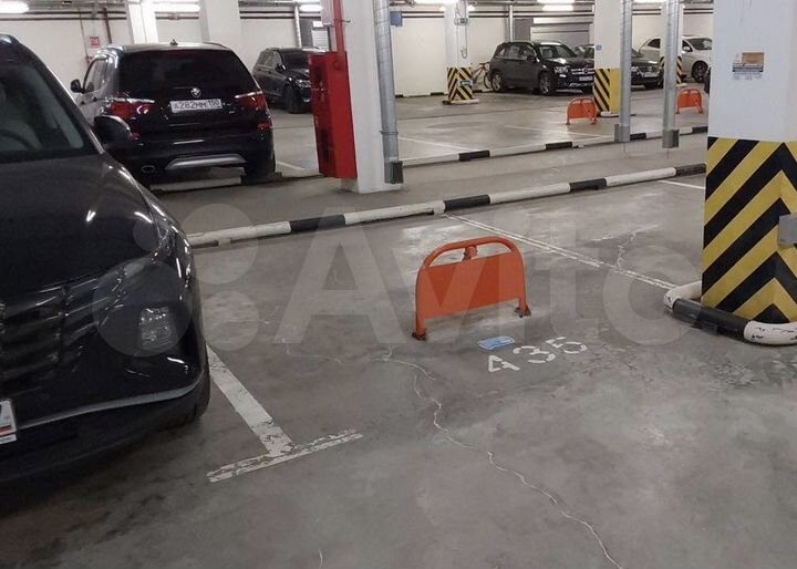 Машиноместо, 15 м²