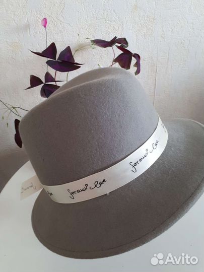 Шляпа фетровая женская