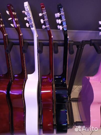 Гитары классические с нейлоновыми струнами