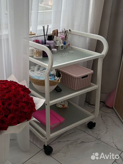 Тележка косметолога