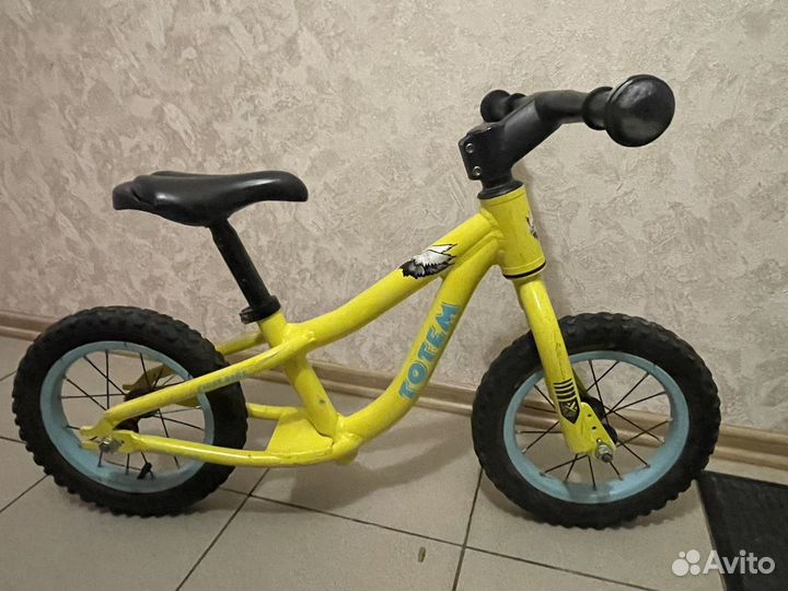 Беговел totem alloy 12