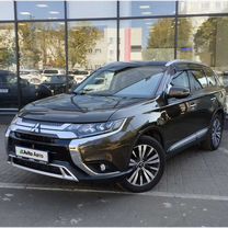 Mitsubishi Outlander 2.4 CVT, 2021, 50 697 км, с пробегом, цена 3 225 000 руб.