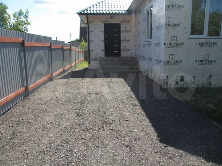 Коттедж 98 м² на участке 5 сот.