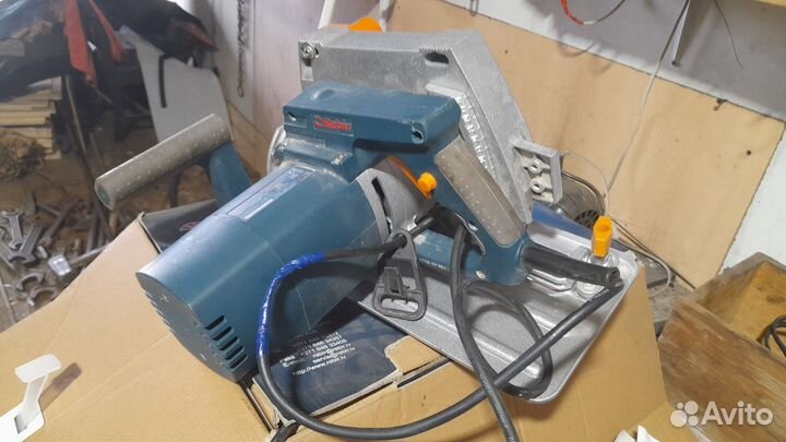 Пила ручная циркулярная бу