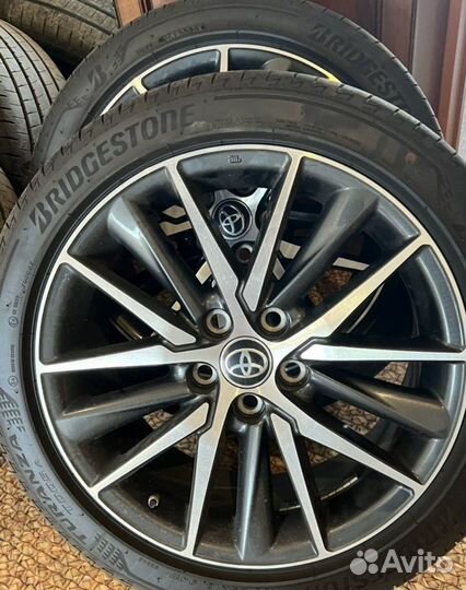 Комплект колес Camry 75