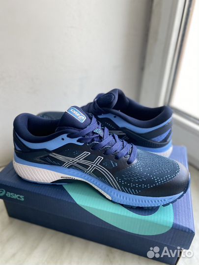 Кроссовки Asics Gel Kayano 28