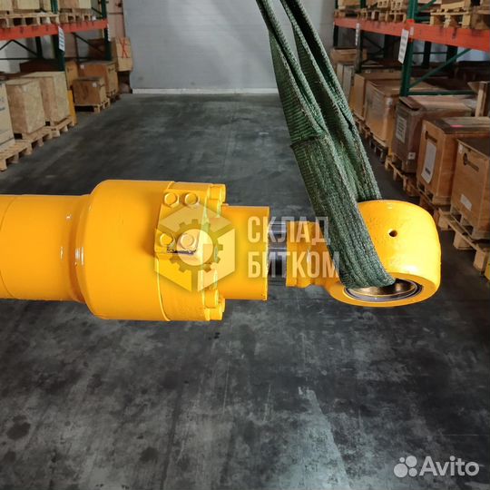 Гидроцилиндр стрелы Hyundai HX210S