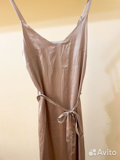 Платье в бельевом стиле