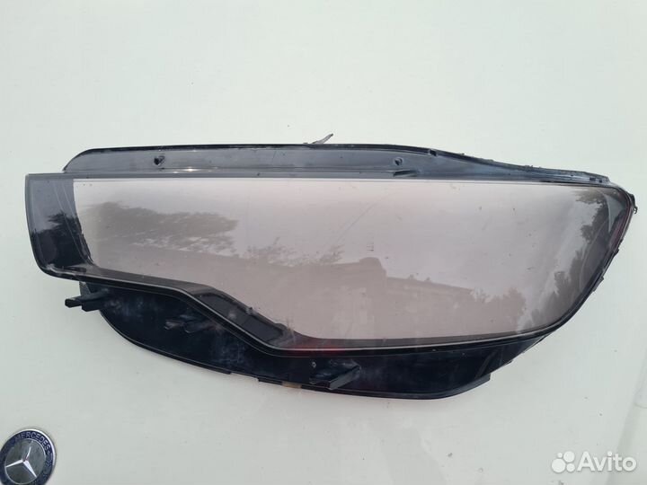 Стекло фары audi a6 c7