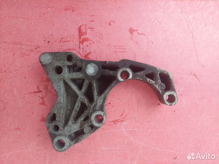 Кронштейн насоса гур BMW X5 E53 M57N