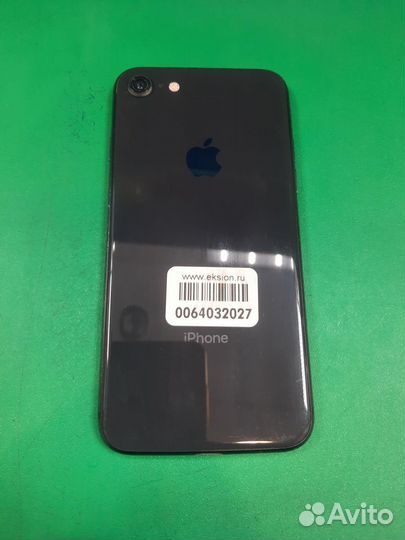 iPhone 8, 64 ГБ