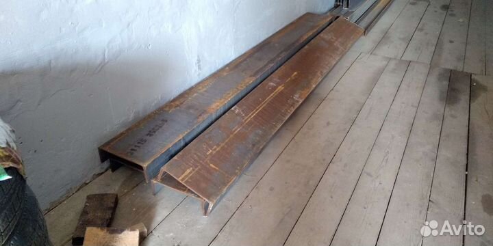 Швеллер 30 металлический