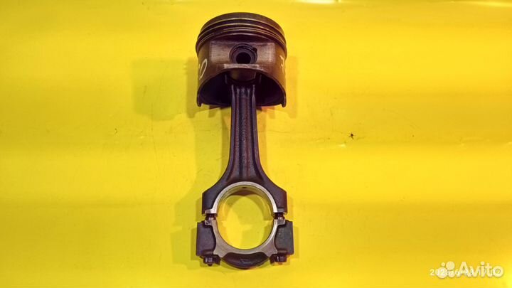 Поршень для Mercedes-Benz W124