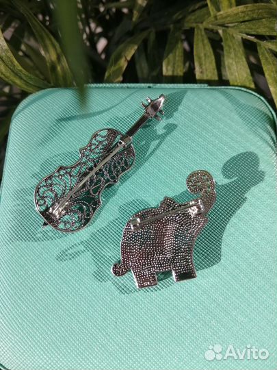 Броши Скрипка и Слоник