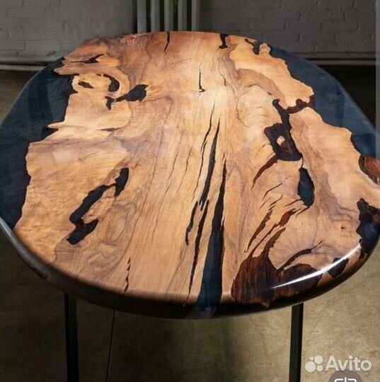 Столы из эпоксидной смолы