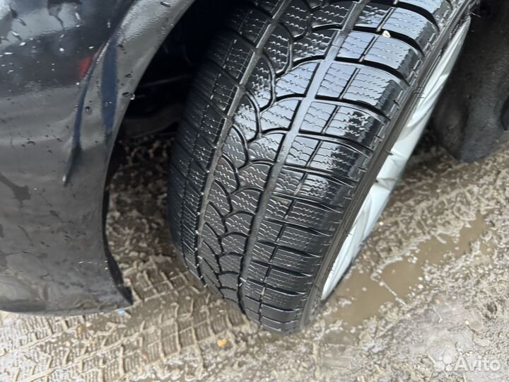 Kormoran SnowPro B2 245/40 R18
