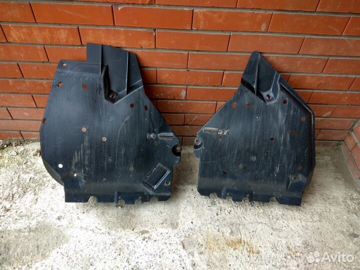 Пыльники топливного бака Subaru Impreza G12