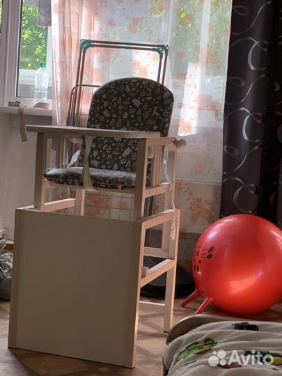 Стульчик для кормления