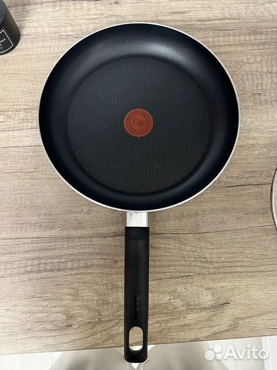 Сковорода tefal новая