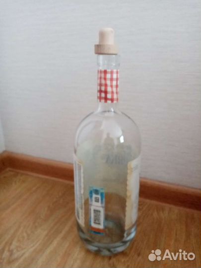 Бутылка стеклянная 1,75 л