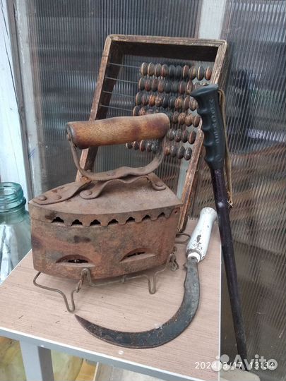 Утюг с подставкой, антиквариат