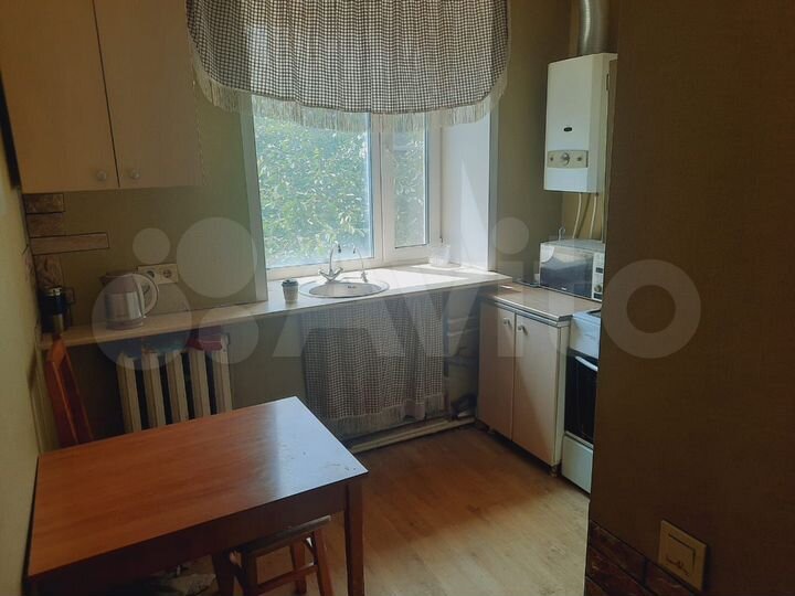 3-к. квартира, 54 м², 2/2 эт.