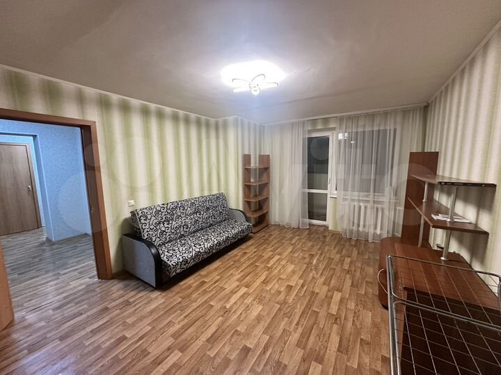 2-к. квартира, 56,3 м², 1/10 эт.