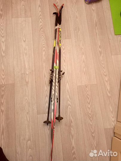 Лыжи с палками sable