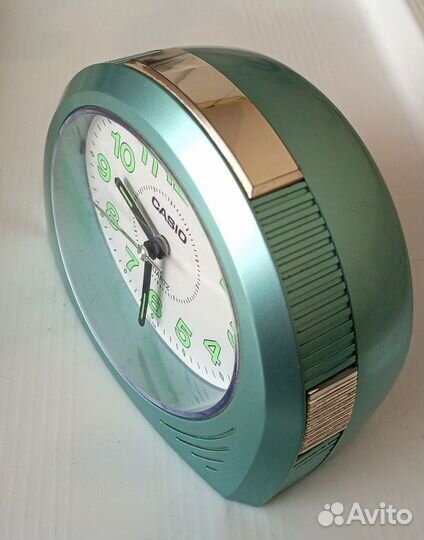 Часы будильник casio