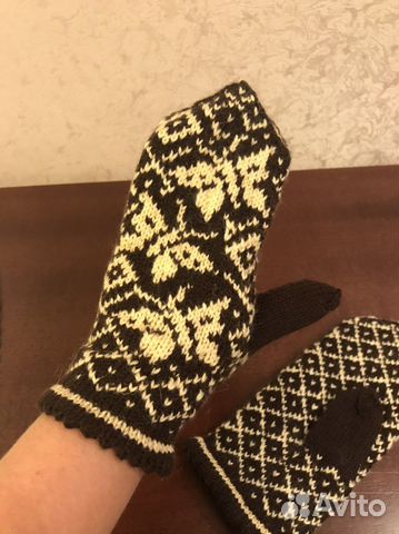 Варежки вязаные женские