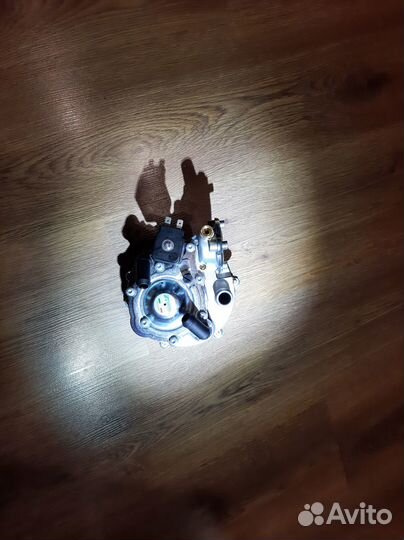 Продам оригинальный газовый редуктор Tomasetto